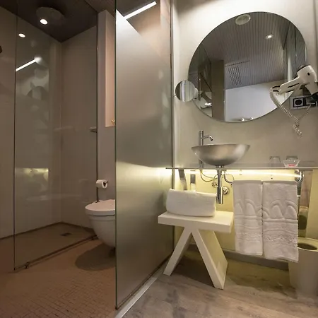 & Princesa Munia Hotel 4*
