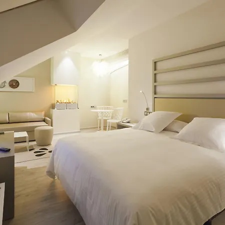 Hotel & Princesa Munia