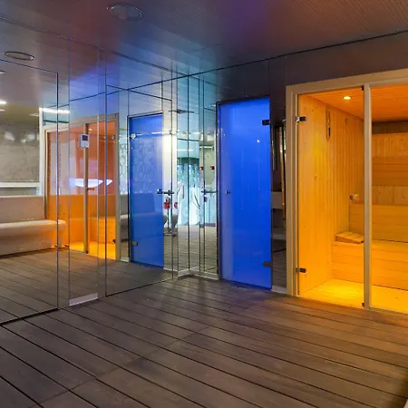 & Princesa Munia Hotel 4*