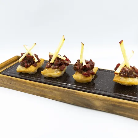 & Princesa Munia Hotel