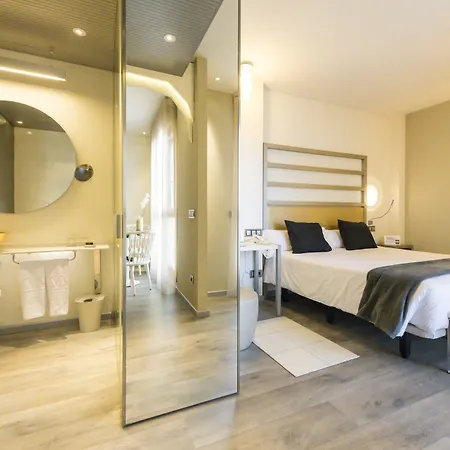 & Princesa Munia Hotel