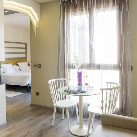 Hotel & Princesa Munia