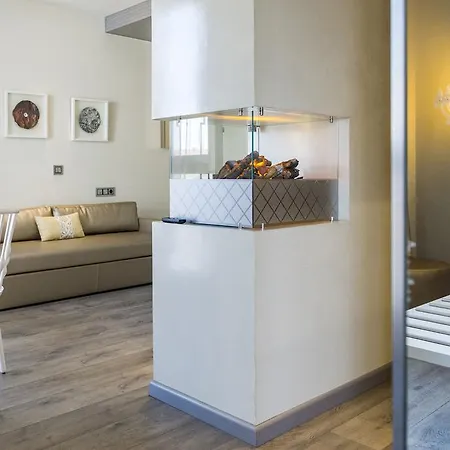 Hotel & Princesa Munia