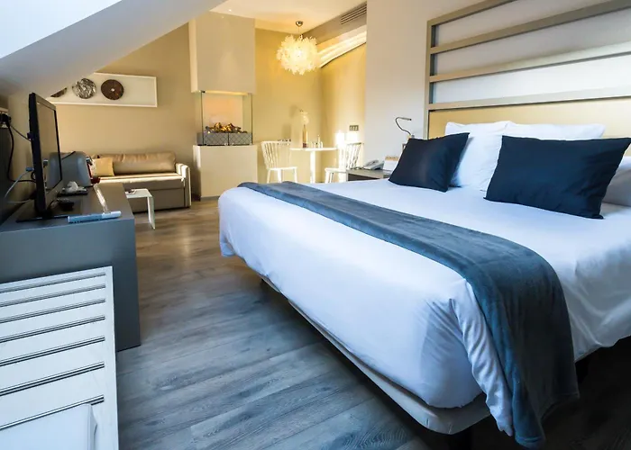 普林西斯卡姆尼亚酒店＆spa 酒店 4*