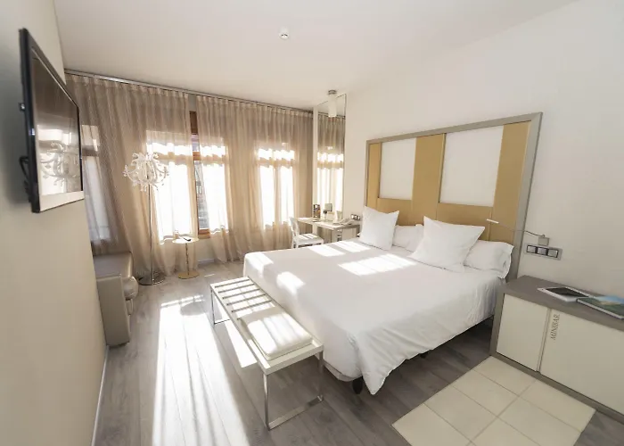 普林西斯卡姆尼亚酒店＆spa 奥维耶多