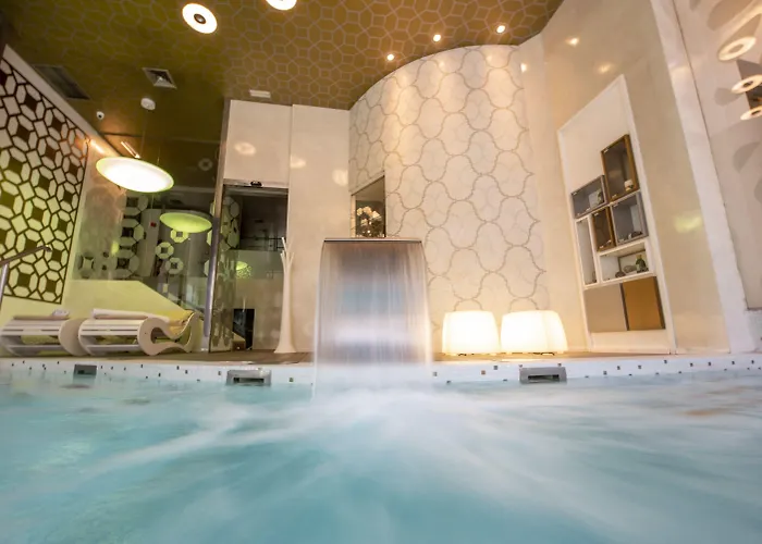 普林西斯卡姆尼亚酒店＆spa 酒店 4*